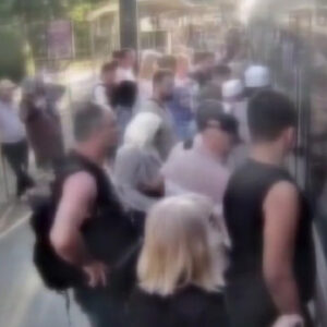 sultanahmette hirsizlik soku sucustu yakalandi rruBjzvj