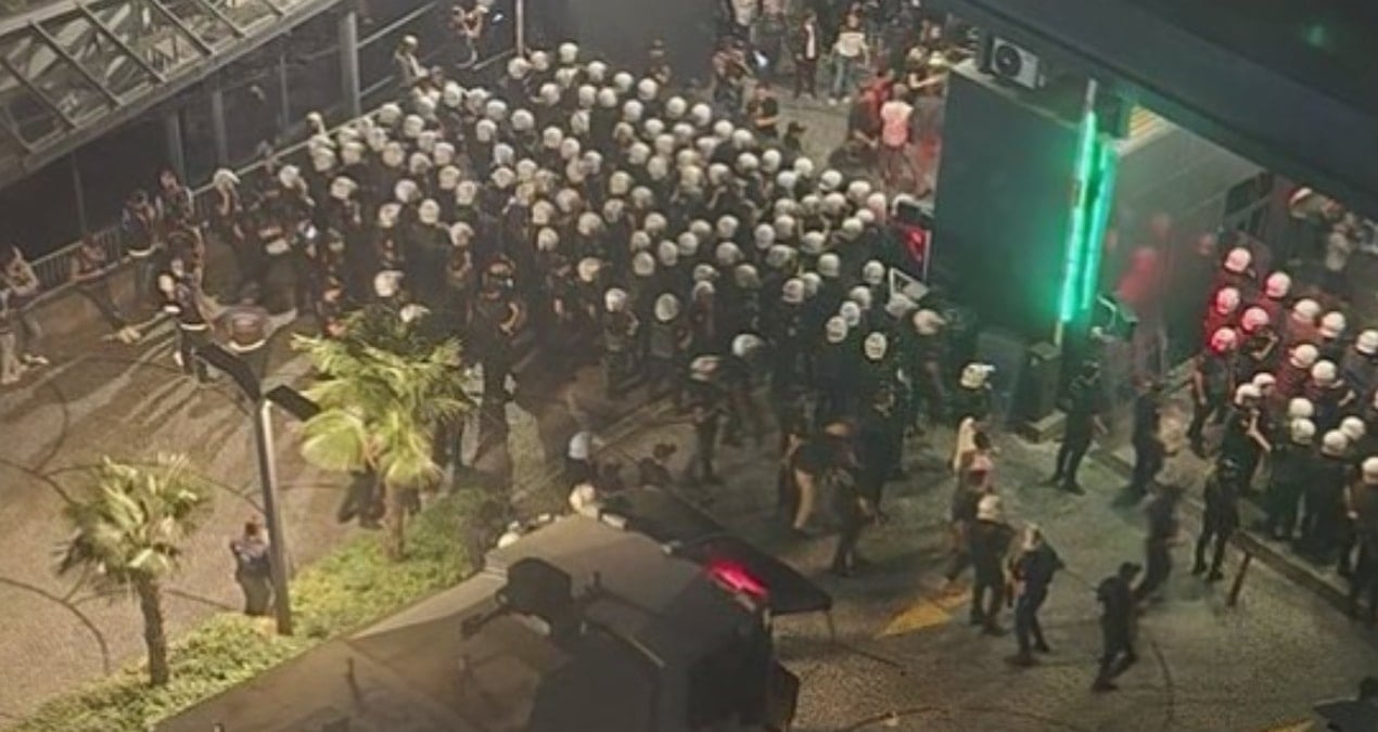 istanbul barosudan polis ablukasi sonrasi sert aciklama 55LuvmiR