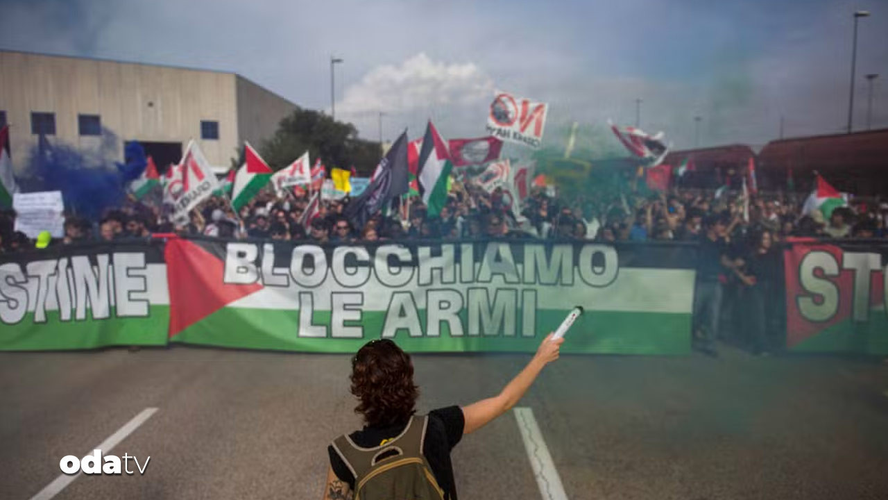 italyada on binler gazze ile dayanisma icin sokaklarda UJMpgeat