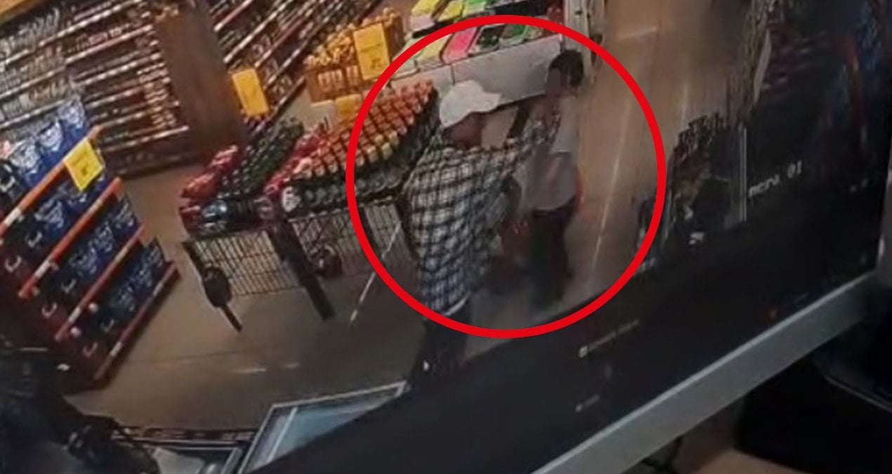 vicdansiz adam markette otizmli cocuga hayatinin sokunu yasatti 8Zr6nuSU