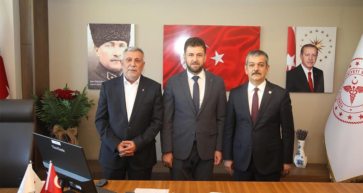 yolsuzluk iddialari golgesinde bashekim degismisti yeni bashekime ilk ziyaret akplilerden JMGlWhvO