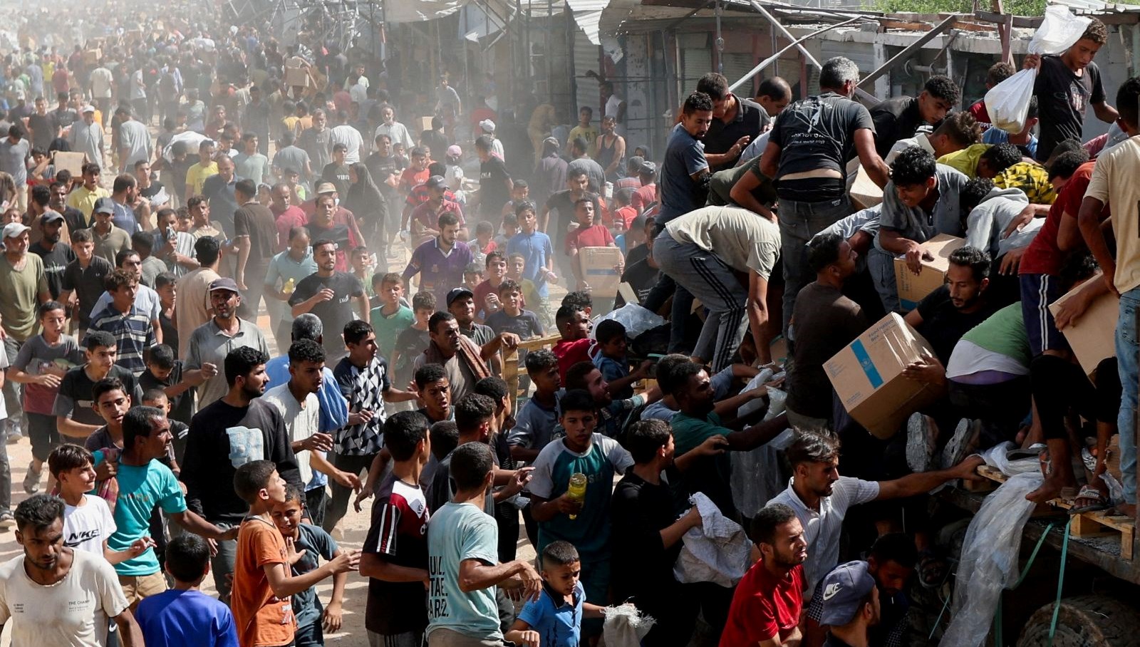 ateskes sonrasi yardim tirlari gazzeye ulasti mi Mx8X6m2U.jpg