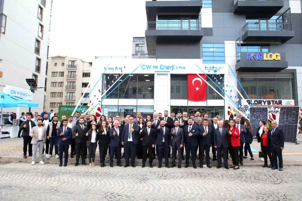 cw enerjinin yeni plus bayisi bursada torenle acildi 1hVaAxp8.jpg