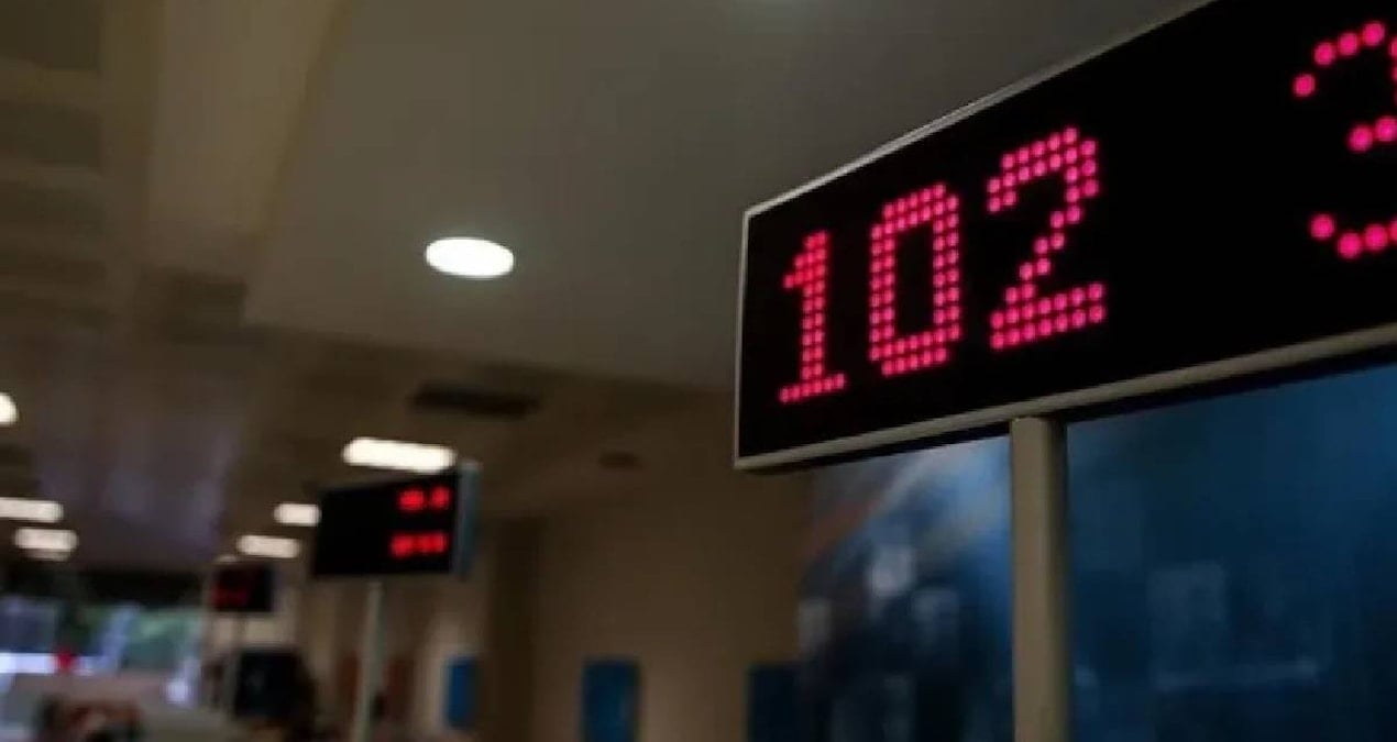 ulkenin en buyuk ozel bankasi iflas etti 5kP9lRjV.jpg