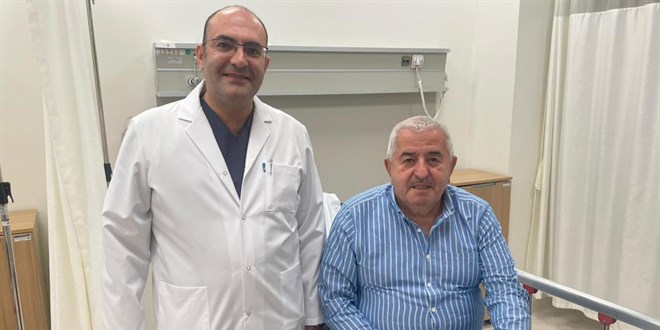 yemek borusuna takilan 4 santimetrelik kemik endoskopiyle cikarildi wrlDUwOI.jpg