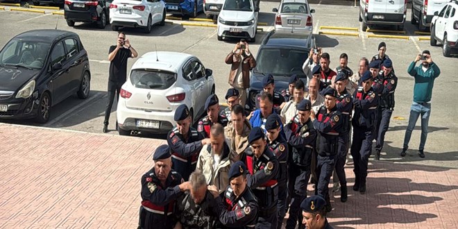 yunan adalarina kacmaya calisan 8 eski asker yakalandi PG7tTDdB.jpg