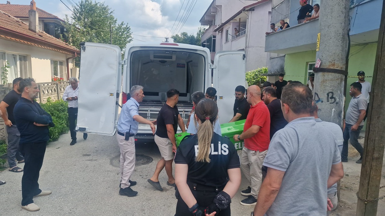 20 yasindaki genc arkadas kursunuyla can verdi LdlIlZkE